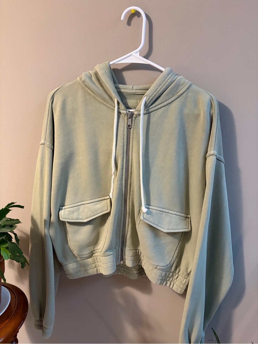 aerie Cropped Hooded Zip Jacket in Sage